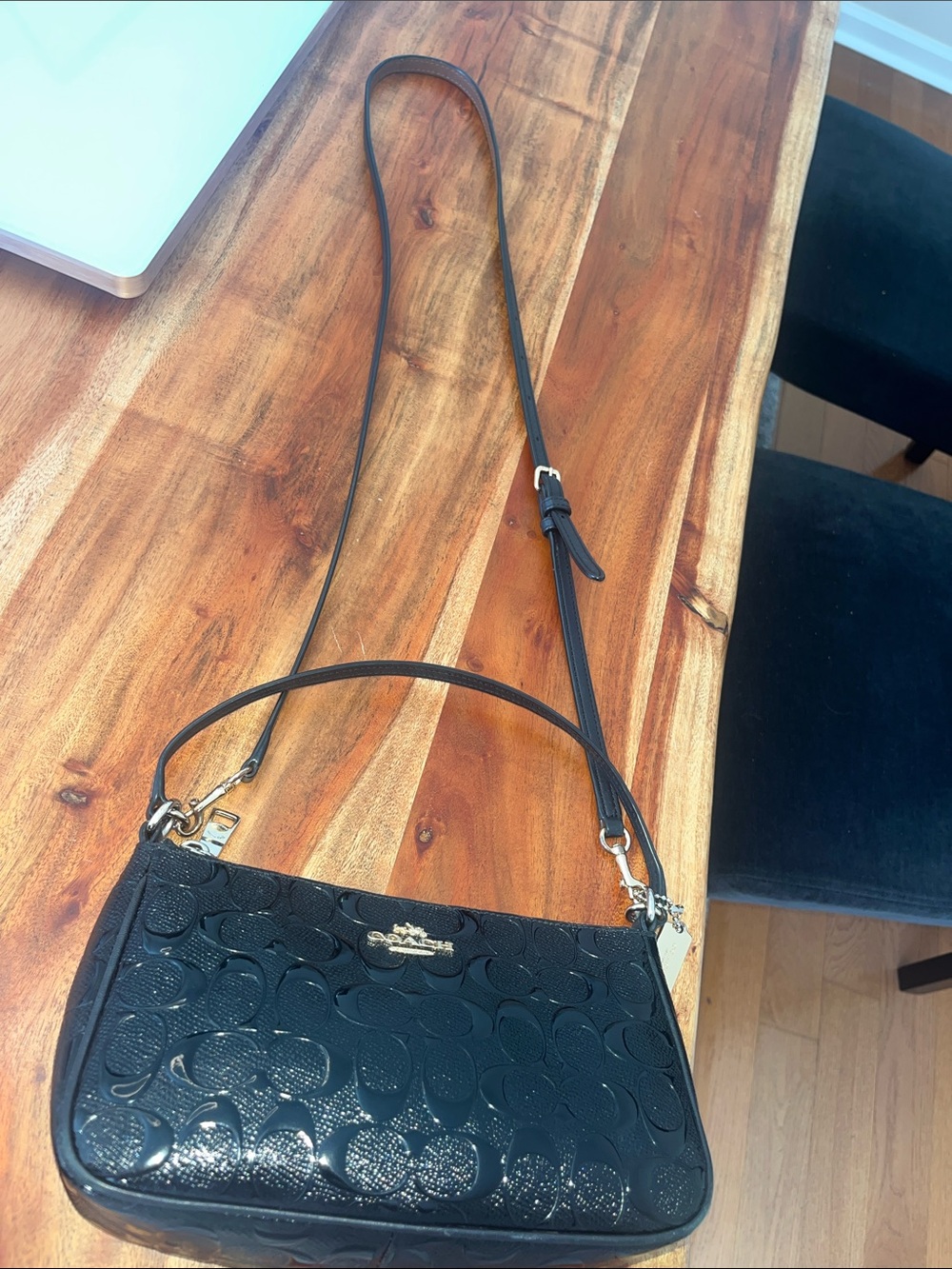 Coach Black Signature Embossed Leather Crossbody Shoulder Bag - Picture 4 of 10